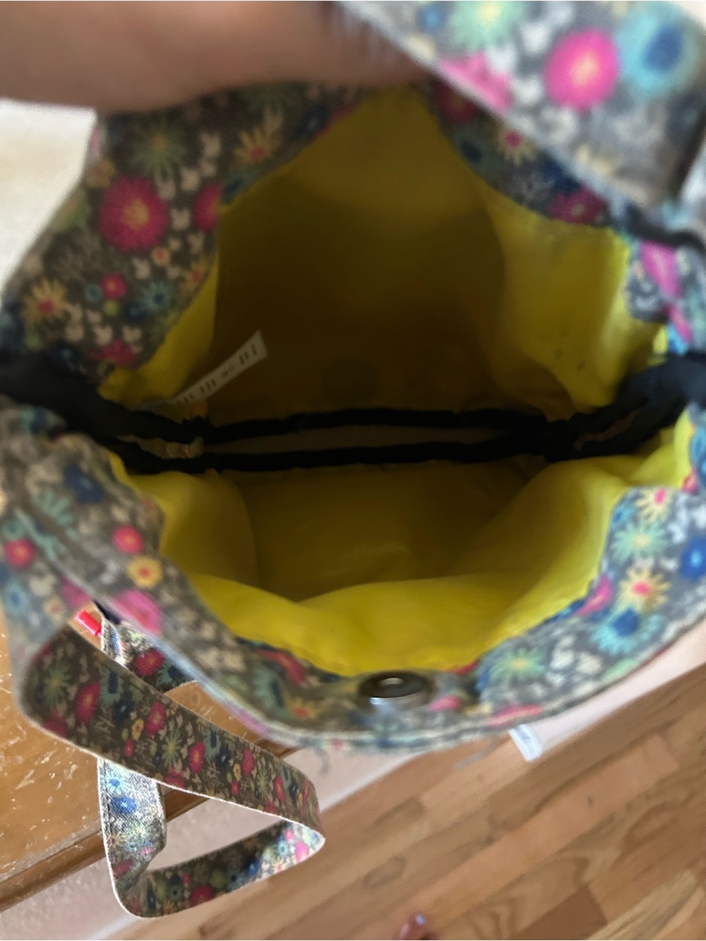 KAVU Women’s Floral Crossbody Bag in Multi Floral - Picture 5 of 9